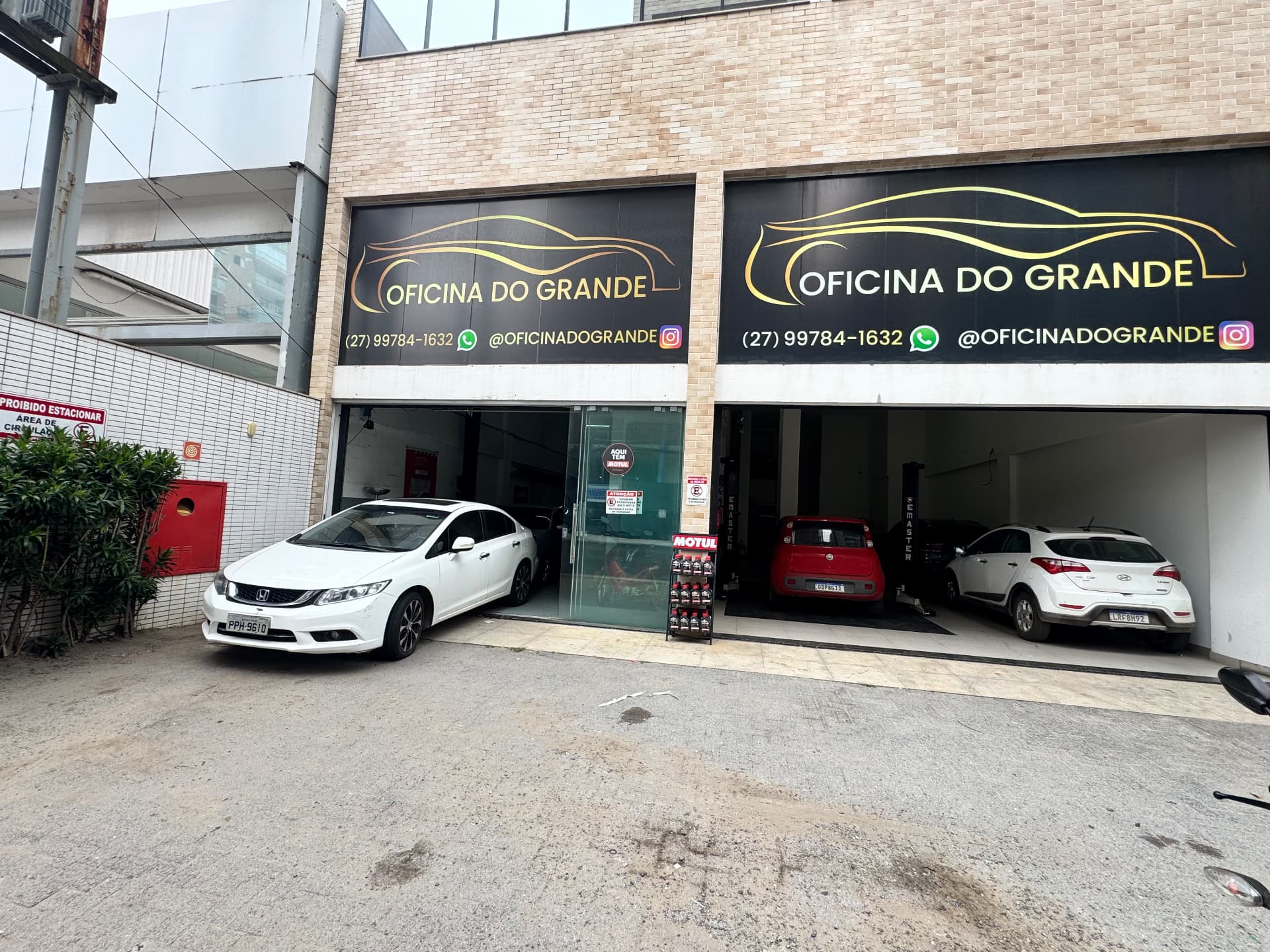 Fachada frontal da Oficina do Grande